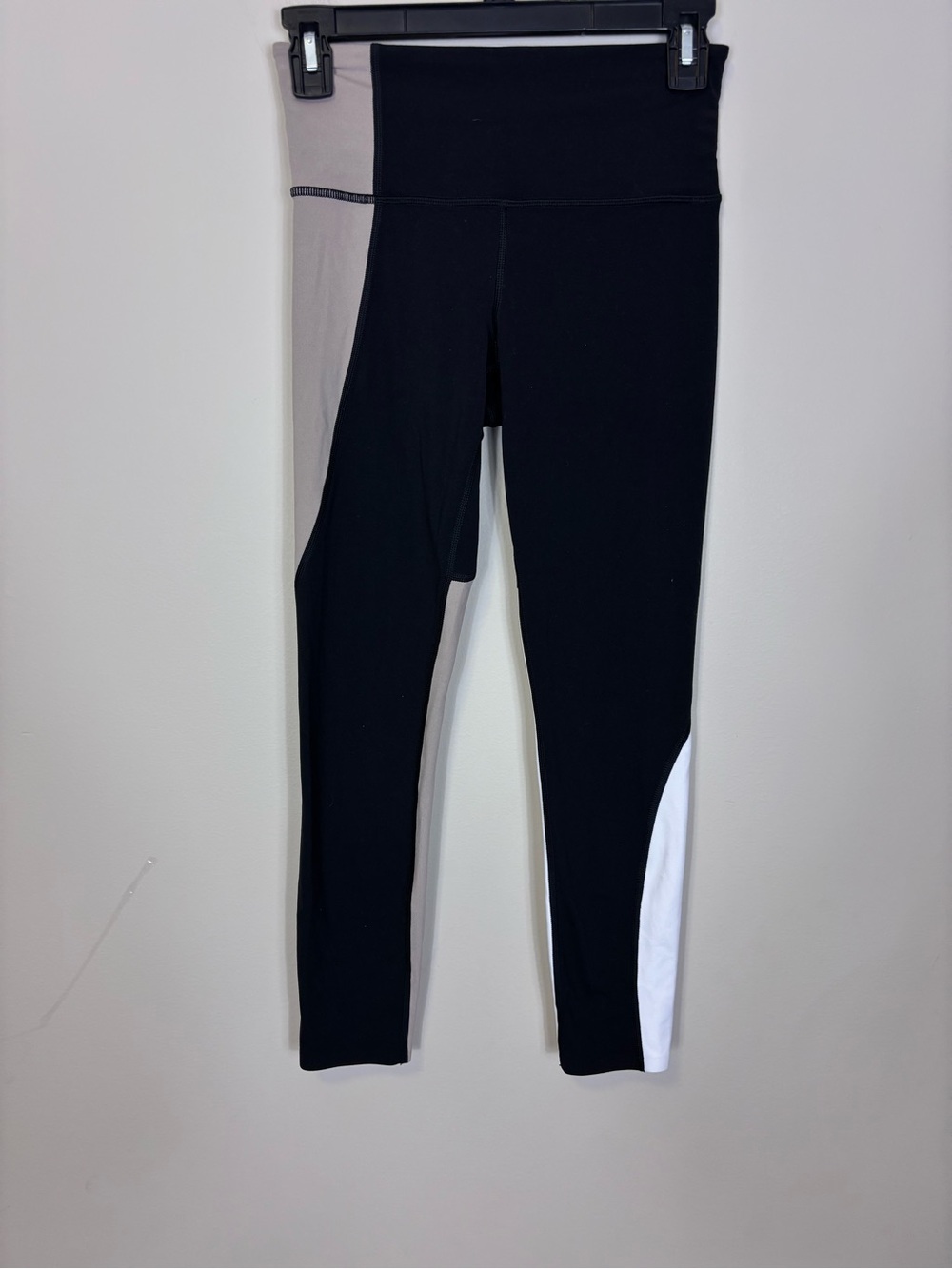 Athleta Black Leggings with White and Light Tan Panels XS
